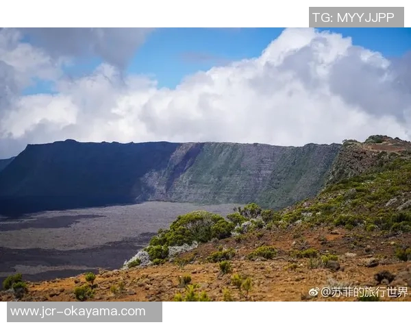 留尼汪足球明星的崛起与成就探索：从小岛到世界舞台的传奇之路